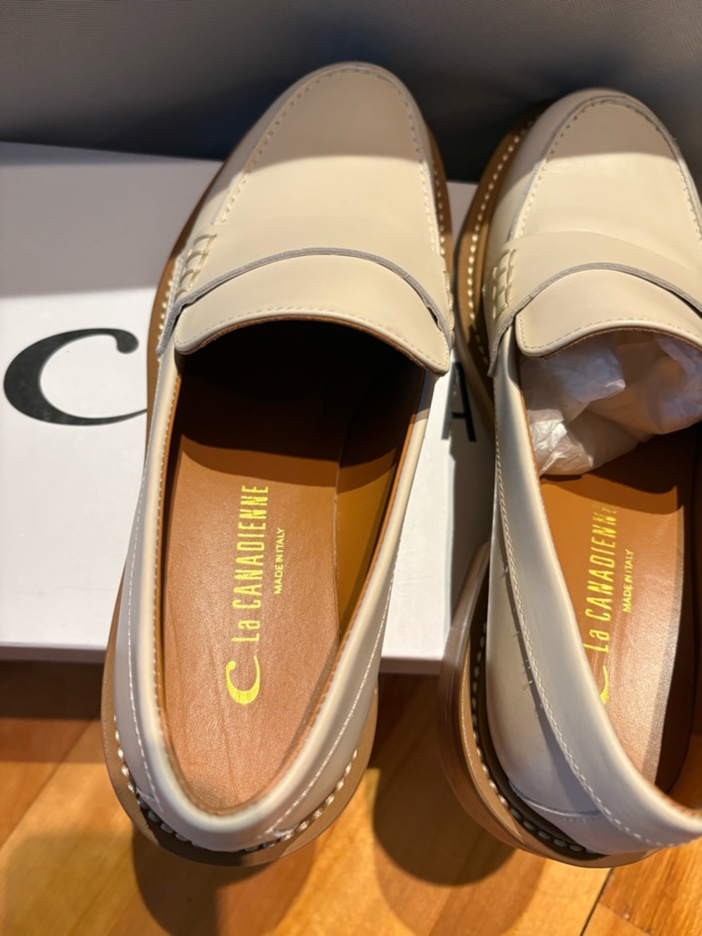 NEW in box LA CANADIENNE bone Leather Rowan Loafers for womens 37 or 7 - Picture 5 of 10